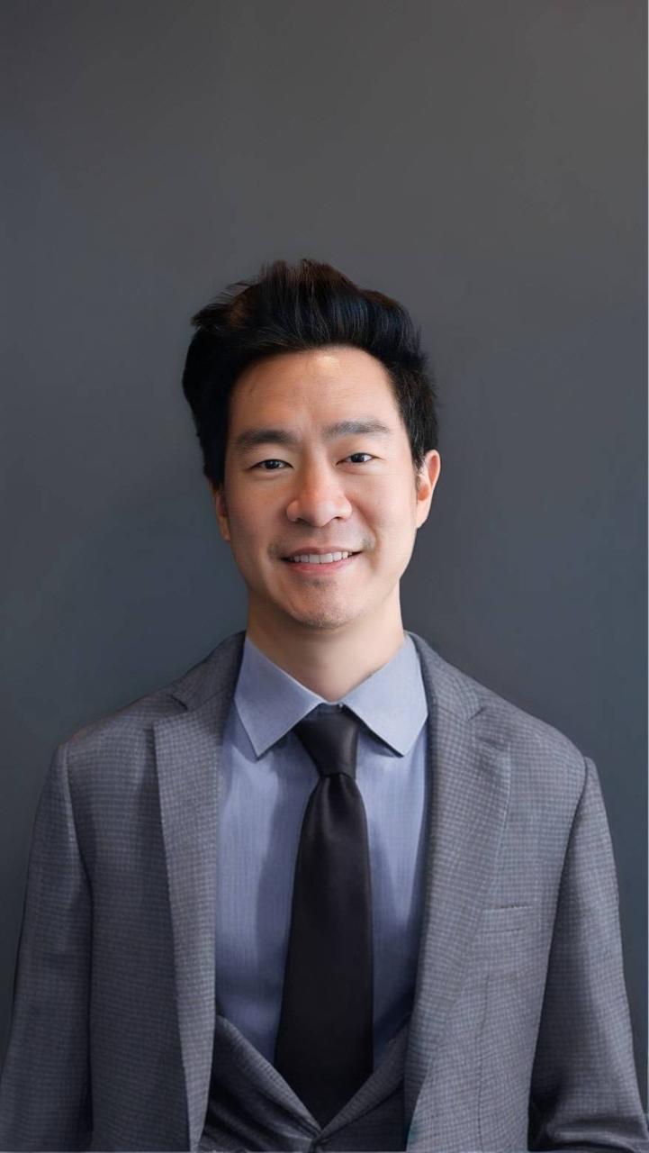 Danny Chang — ผู้นำด้านการเปลี่ยนแปลงดิจิทัลและ AI ระดับองค์กร, AI Democratix